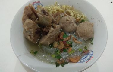 15 Tempat Makan Bakso di Semarang, Salah Satunya Bakso Pak Geger ...