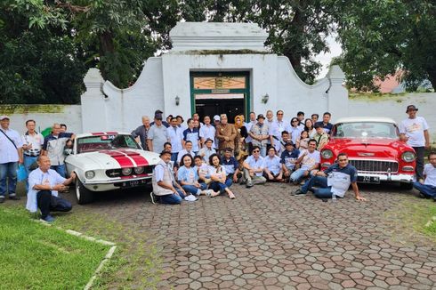 Panaskan Mesin Mobil Kuno, PPMKI DKI Touring Jakarta-Cirebon