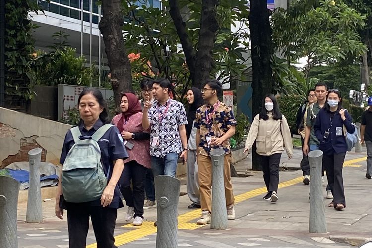 Downgrade Lifestyle, Cara Kelas Menengah Negosiasikan Ulang Standar Hidup