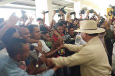 Tiba di Atambua, Prabowo Disambut Ribuan Warga