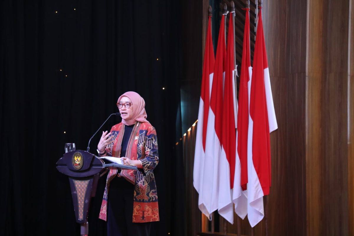 Menteri Pendayagunaan Aparatur Negara dan Reformasi Birokrasi (PANRB) Rini Widyantini dalam kegiatan penandatanganan kesepakatan bersama pengampu sasaran dan agenda Reformasi Birokrasi Nasional 2025?2029 di Jakarta, Selasa (18/11/2025).