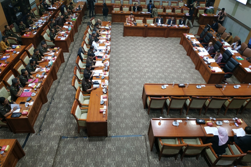 Komisi III DPR Gelar Rapat Kerja dengan Jaksa Agung Bahas Jiwasraya