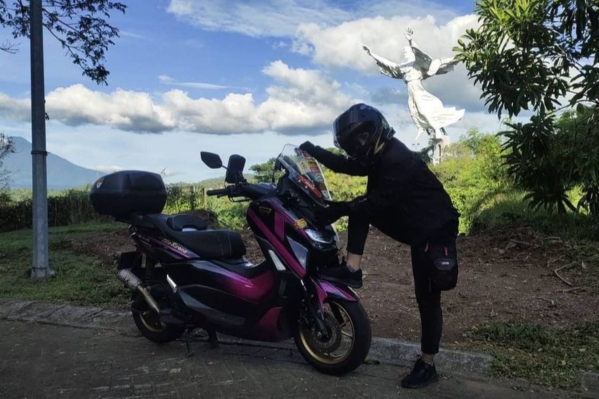 Fitur Y-Connect pada Yamaha All New Nmax 155 Connected membantu lady biker mengetahui kondisi motornya