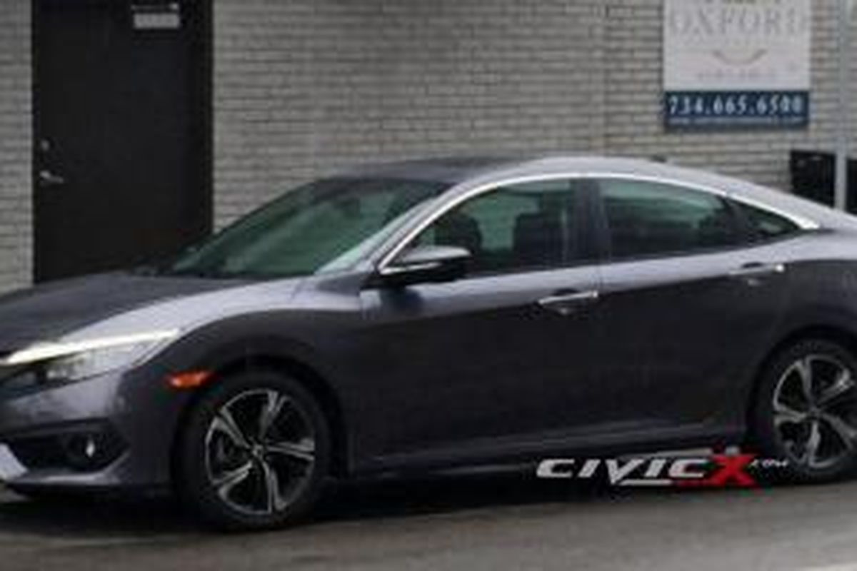 Generasi kesepuluh Honda Civic tepergok sebelum debut.