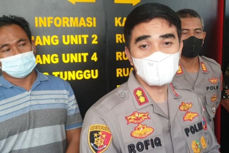 Kapolres Mojokerto Kota, Jawa Timur, AKBP Rofiq Ripto Himawan, saat memberikan keterangan pers di Mapolres Mojokerto Kota, Jumat (25/2/2022).