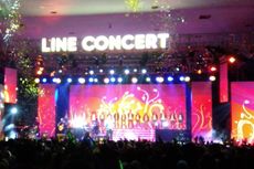 Tulus Ajak Penonton Nyanyi Bareng di Line Concert Yogyakarta