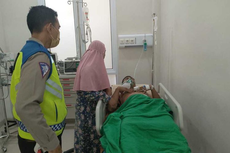 Salah satu korban penganiyaan tetangga gegara galihsaluran wc yang berada di samping rumah di Jalan Sei Itam, Lorong Kelenteng, Kelurahan Bukit Lama, Kecamatan Ilir Barat 1, Palembang, Sumatera Selatan, Senin (19/12/2022).