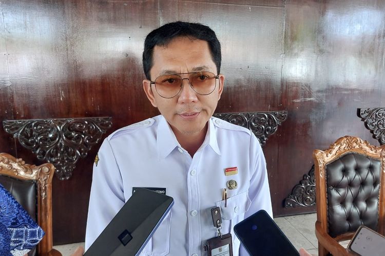 1.400 Pekerja Rentan Tercover BPJS Ketenagakerjaan, Petani Tembakau Sekaligus Pencari Madu Hutan asal Karanganyar Bersyukur