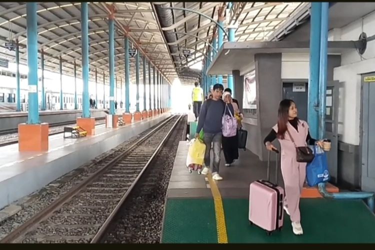 Penumpang di Stasiun Ngrombo Jateng Naik 10 Persen Saat Libur Lebaran 2026