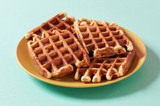 Resep Waffle Klasik Crispy, Bisa Tambah Topping Sirup dan Es Krim