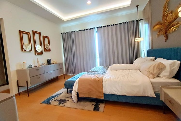 Salah satu kamar tidur di cluster Helios Prime Suvarna Sutera.