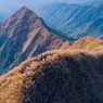 Mengenal Gunung Piramid, Pemilik Jalur Punggung Naga yang Berbahaya