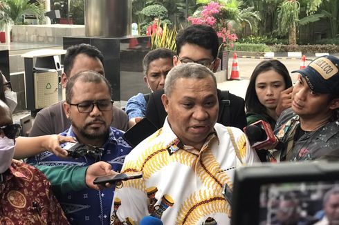 Tim Kuasa Hukum Gubernur Papua Sambangi KPK, Informasikan Kondisi Lukas Enembe