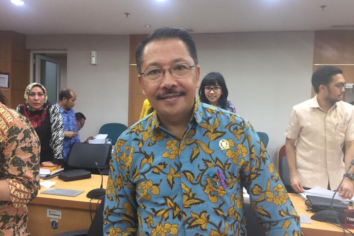 Anggota Komisi B DPRD DKI Jakarta Gilbert Simanjuntak di Gedung DPRD DKI, Senin (28/10/2019).