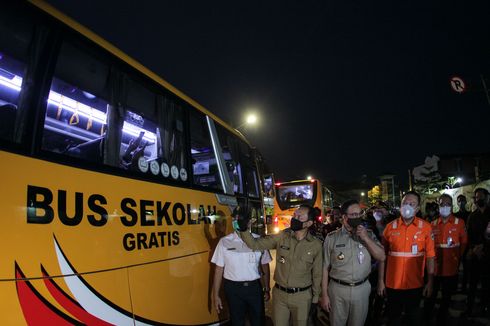 Tak Perlu Antre Lagi Naik KRL, Sudah Ada Bus Gratis