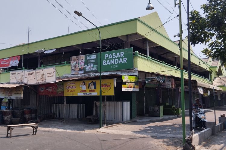Hampir Semua Kios Pasar Bandar Kediri Tutup, Pedagang Mogok Protes Pungutan