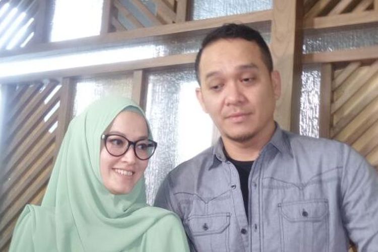 Lyra Virna Fadlan Muhammad diabadikan di Hotel Veranda, Pakubuwono, Kebayoran Lama, Jakarta Selatan, Rabu (8/3/2017).