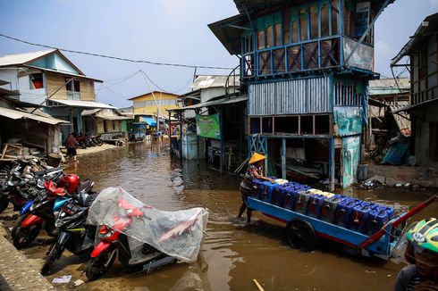Pintu Air Pasar Ikan Jakut Siaga II, Waspada Banjir Rob