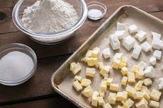 Beda Fungsi Mentega Putih dan Mentega Biasa untuk Membuat Kue Kering