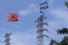 Masa Tenang, Bendera Parpol Raksasa di Menara Sutet Sulit Diturunkan 