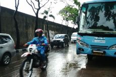 Banjir Surut, Lalu Lintas Jalan TB Simatupang Kembali Normal