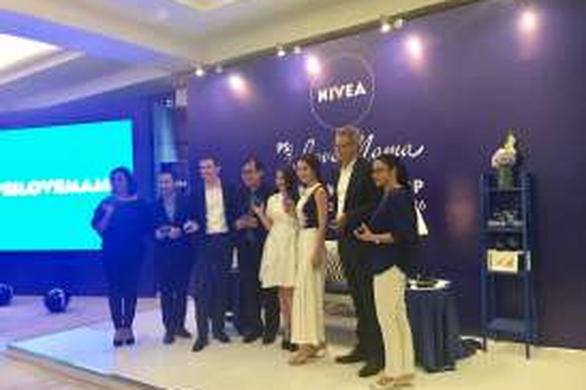 Acara kampanye Nivea #PSILOVEMAMA di Jakarta, Selasa (22/11/2016).