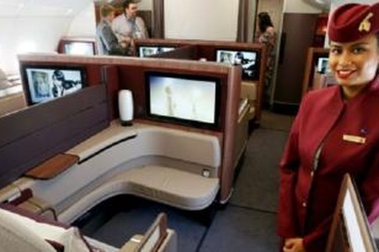 Peraturan baru Qatar Airways membolehkan pramugari hamil untuk melakukan pekerjaan di darat. 