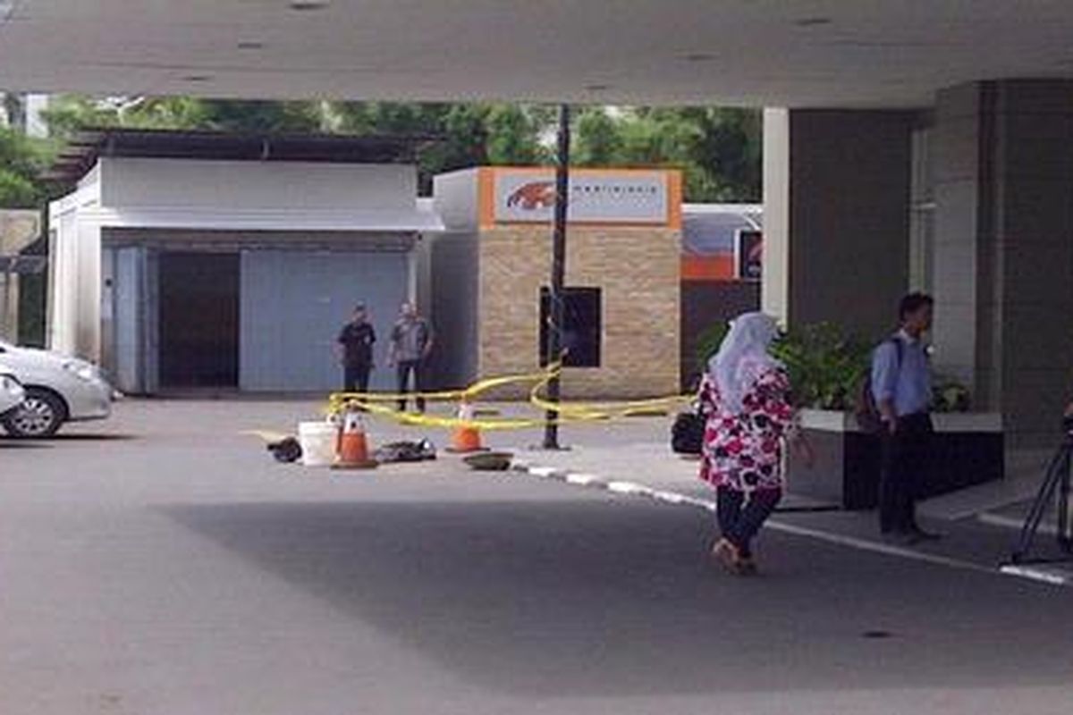 Inilah lokasi jatuhnya Djumiati (17), PRT di apartemen Sudirman Park, Jakarta Pusat, Rabu (8/2/2012) pagi tadi.