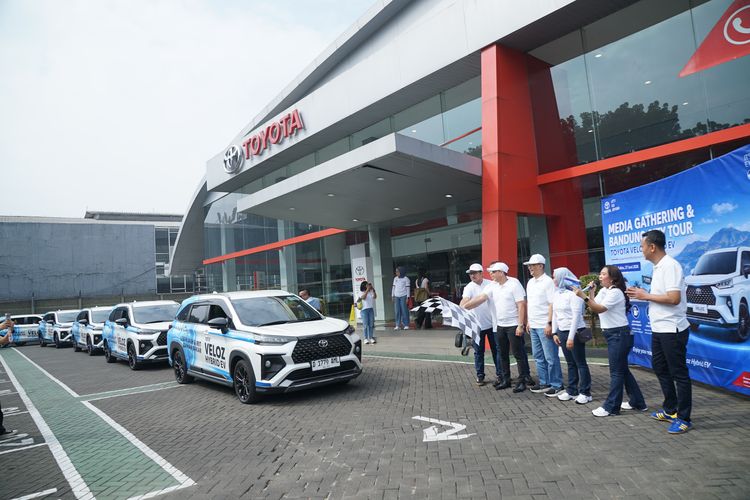 Penjualan Mobil di Jabar Naik 23 Persen saat Rupiah Melemah
