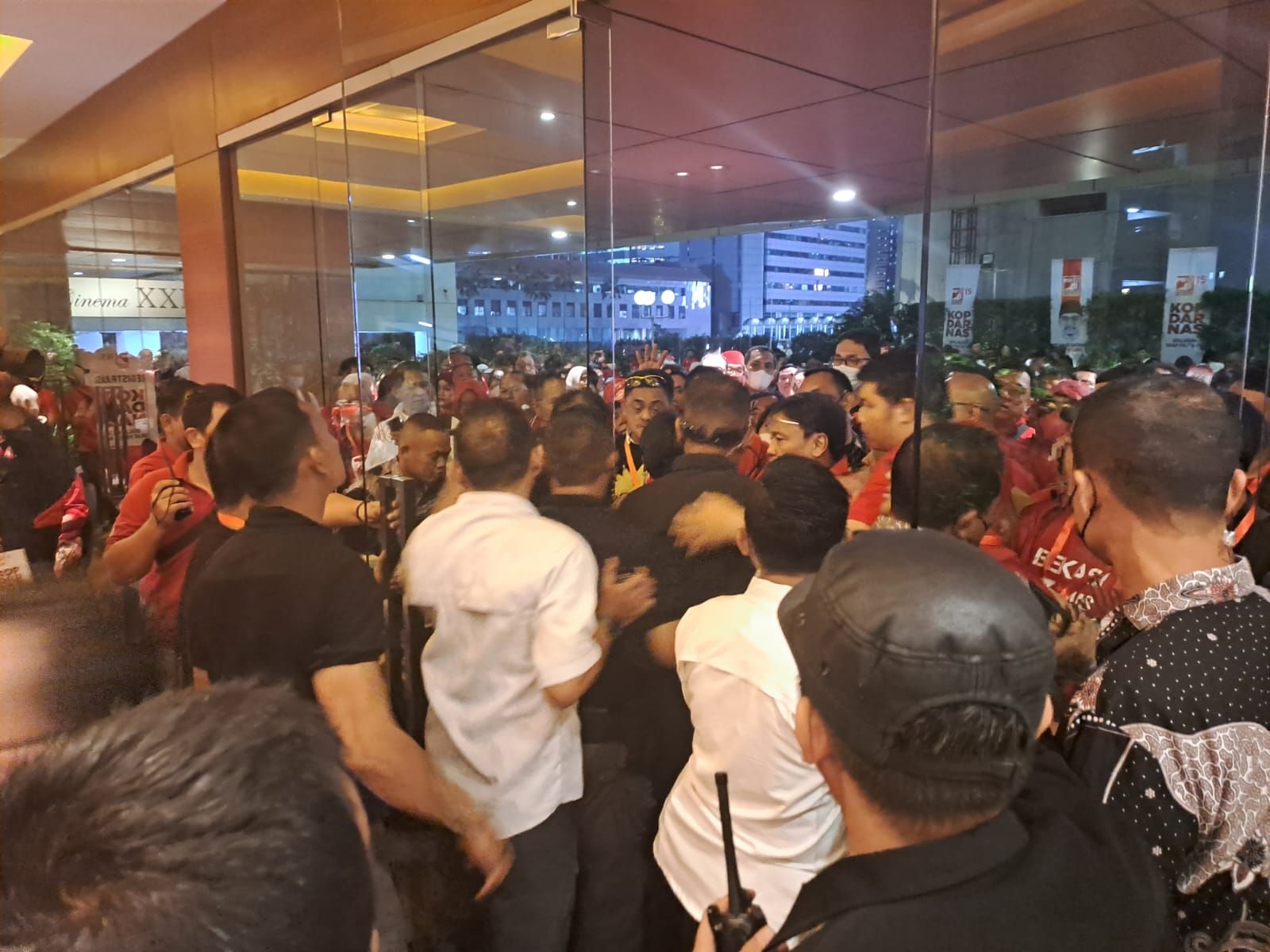 Kopdarnas PSI Bahas Kaesang Ketum Tak Mulai-mulai, Kader Merangsek Masuk ke Djakarta Theater