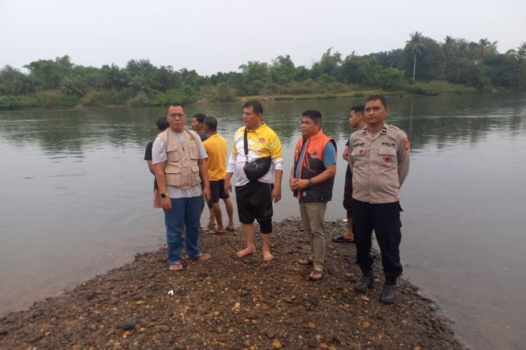 Selamatkan Teman yang Hanyut, Pria Asal Bandung Tenggelam di Sungai Kampar di Riau
