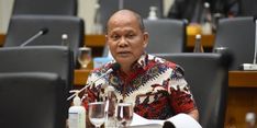 Soal Oknum TNI Penendang Motor Ibu-ibu, Komisi I DPR Desak Mabes TNI Berikan Sanksi