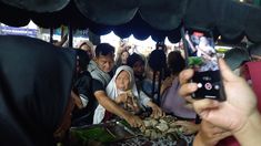 Pesta Rakyat Peringati Ultah ke-80 Sultan HB X, Nasi Kucing Ludes dalam Sekejap