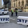 Situasi New York Jelang Isu Trump Ditangkap: Polisi Siaga Tinggi, Pasang Barikade