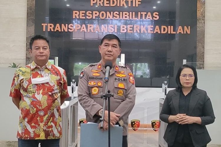 Kepala Biro Penerangan Masyarakat Humas Polri Brigjen Ahmad Ramadhan di Mabes Polri, Jakarta, Jumat (10/2/2023).