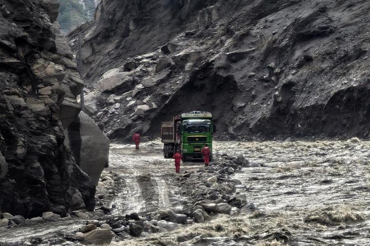 Bantuan China untuk Nepal Terus Berdatangan, Kali Ini Kirim Logistik dan Ahli Forensik DNA