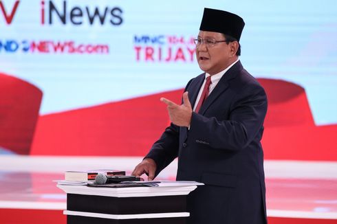 Selama Debat, Prabowo Bawa Buku Kesukaannya soal Negara Gagal