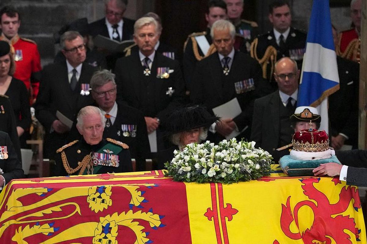 Mangkatnya Ratu Elizabeth II memunculkan opsi pemisahan diri dari sejumlah wilayah dan negara bagian dengan pengaruh Monarki Inggris.