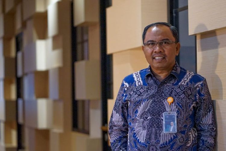 Direktur Bisnis Jasa Keuangan Pos Indonesia Haris 