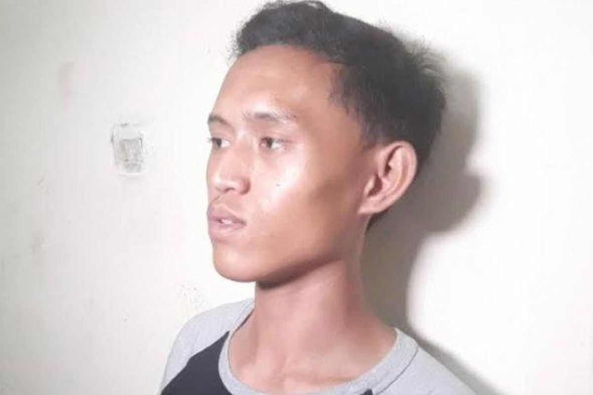 Lucky Dwi Utama (20) yang ikut menemukan jasad Rieke Andrianti di Rusun Griya Tipar Cakung, Jakarta Timur, Sabtu (9/11/2019). 