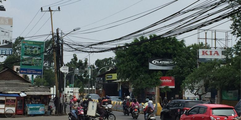 Parah! Mengapa Kabel Listrik Bertegangan Tinggi Dipasang Agak Kendur?