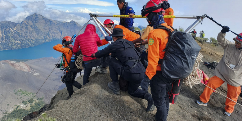 Operator Tur Dituding Lalai, Operator Tur Juliana Marins Terancam Proses Hukum Usai ...