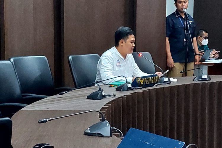 Direktur Eksekutif Nasional Prodewa, Muhammad Fauzan Irvan, dalam sidang perdana di Dewan Kehormatan Penyelenggara Pemilu (DKPP) selaku pengadu Ketua KPU RI Hasyim Asy'ari soal komentarnya terkait pileg sistem proporsional terbuka,-tertutup, Senin (27/2/2023).