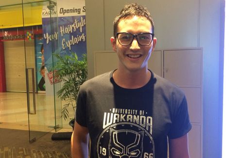 Mike Lewis Terpana Lihat Dua Black Panther Saling Bertarung