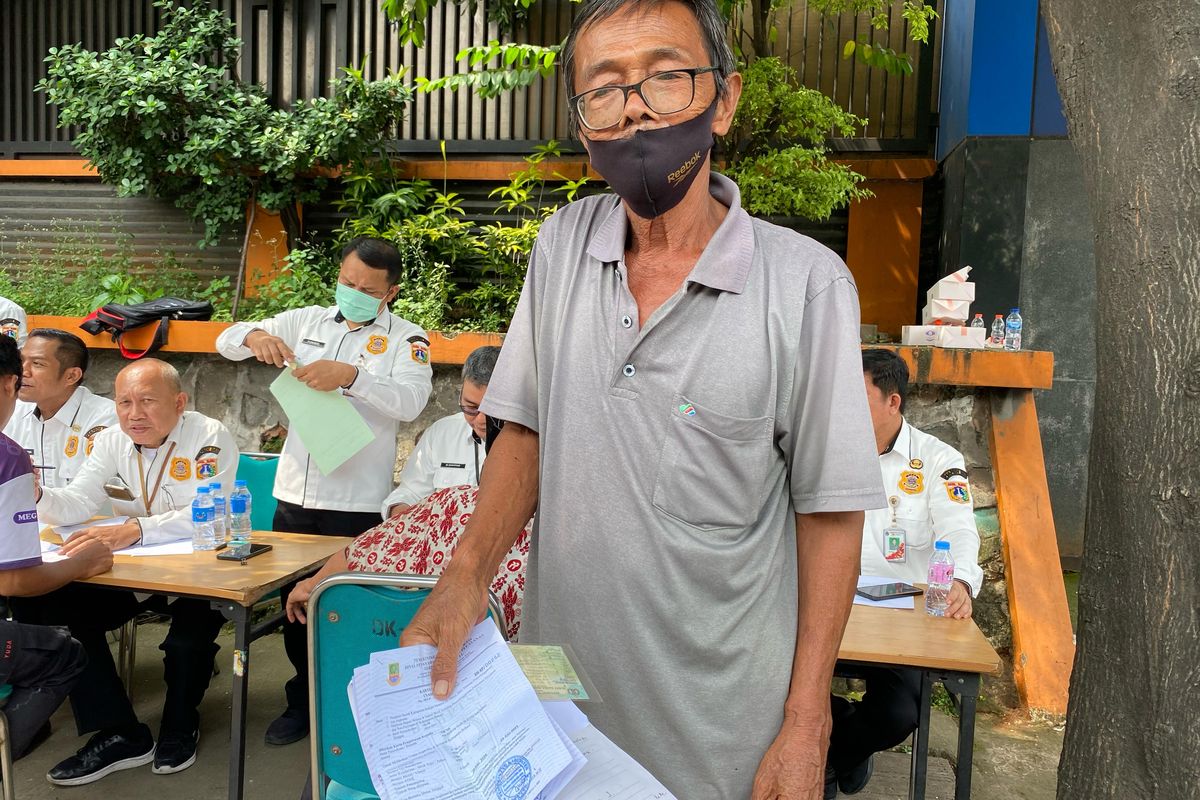 Ada Razia Uji Emisi di Ciracas, Sopir Truk Merasa Aktivitasnya Terhambat