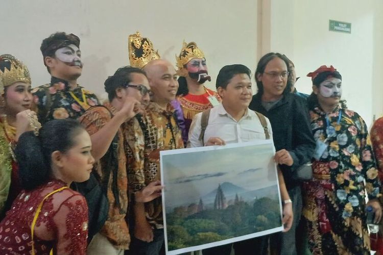 Hotel Tentrem Yogyakarta digugat seorang fotografer, Bambang Irawan di Pengadilan Negeri (PN) Semarang, Jawa Tengah, Rabu (30/4/2025). 