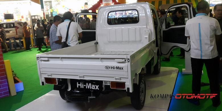 Pikap Daihatsu Hi-Max sanggup mengangkut beban 750 - 1.000 kg. 