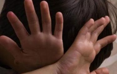 Seorang Nenek Berusia 80 Tahun Paksa Remaja untuk Berhubungan Badan