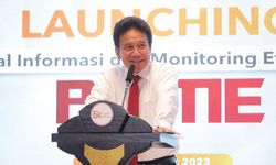 Tantangan OJK: Dari Spin-off Syariah, Literasi Rendah, hingga Kripto