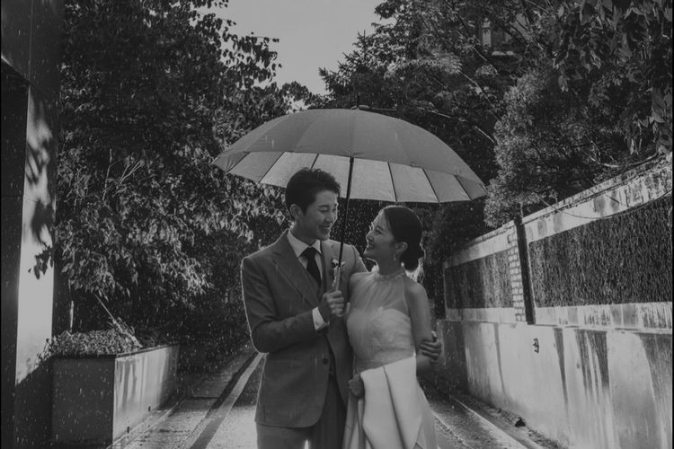 Lee Dal mengumumkan akan menikah dengan seorang non-selebritas di Gangnam, Seoul, pada 14 Oktober 2023.